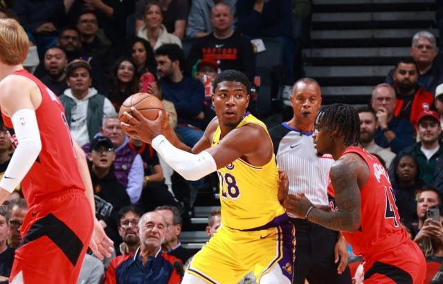 三分+正负值全队第一！八村垒蜕变需谢湖人新帅