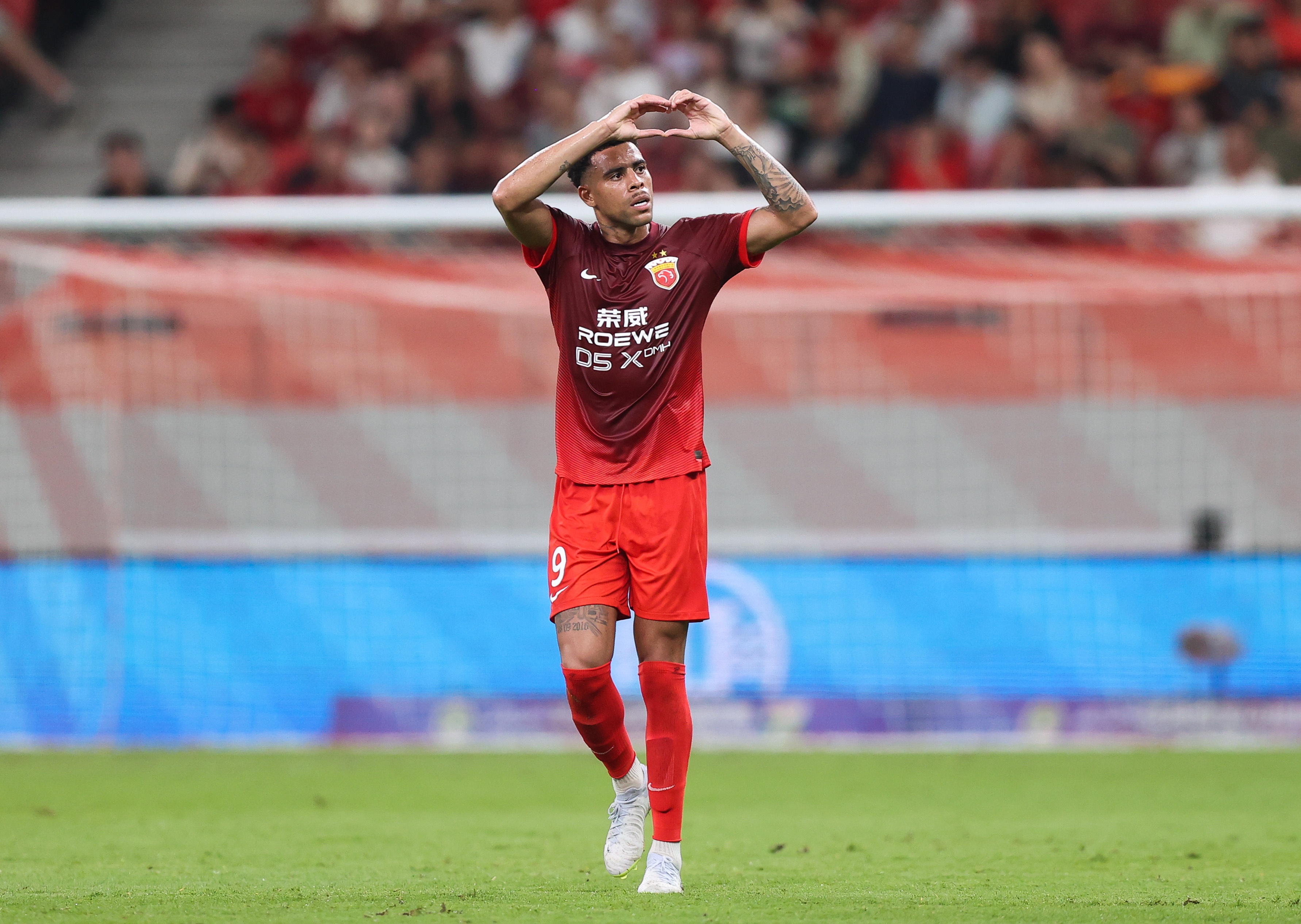 沙巴体育-直播吧：河南正式签下前海港外援、31岁前锋古斯塔沃